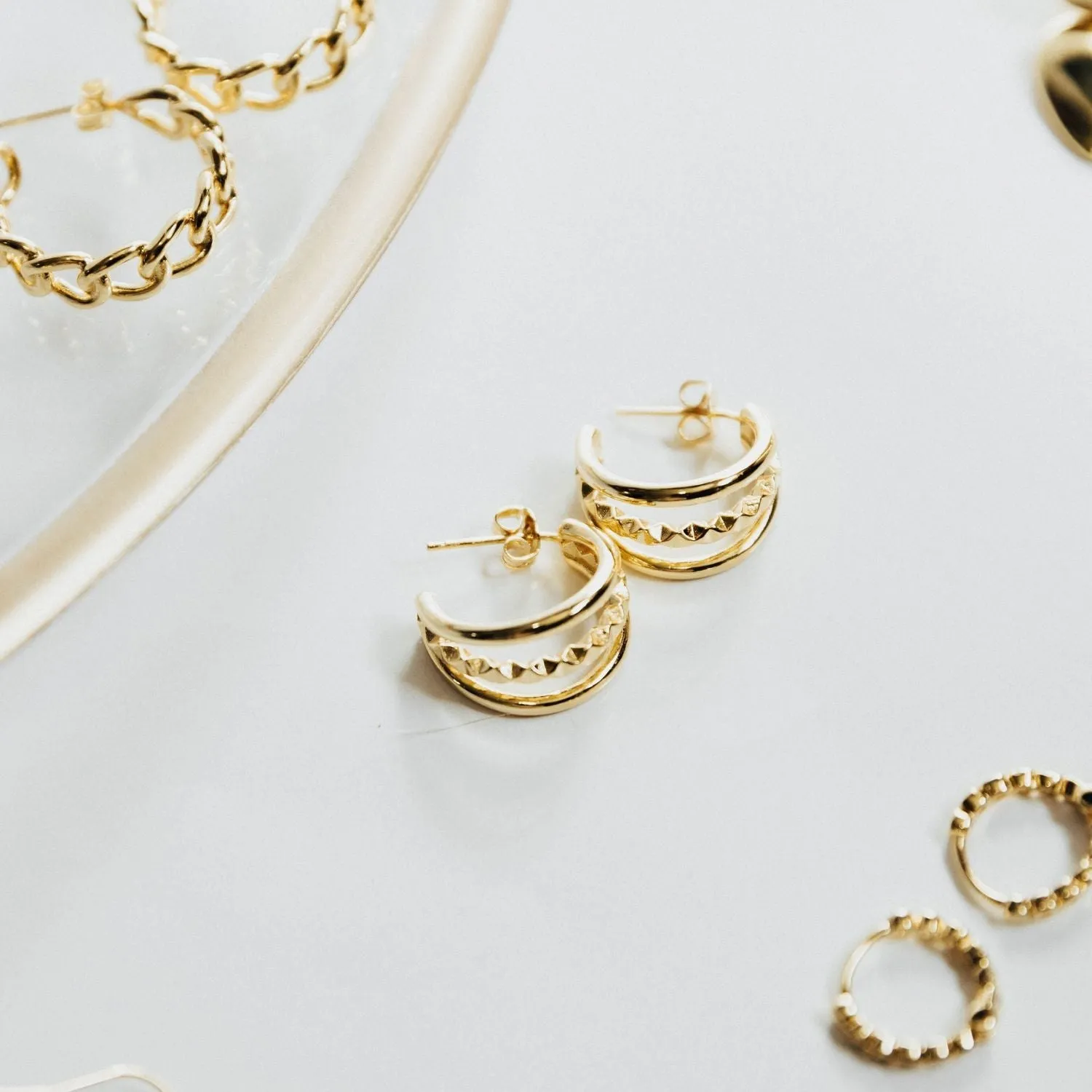 Abigail Earrings (Gold)