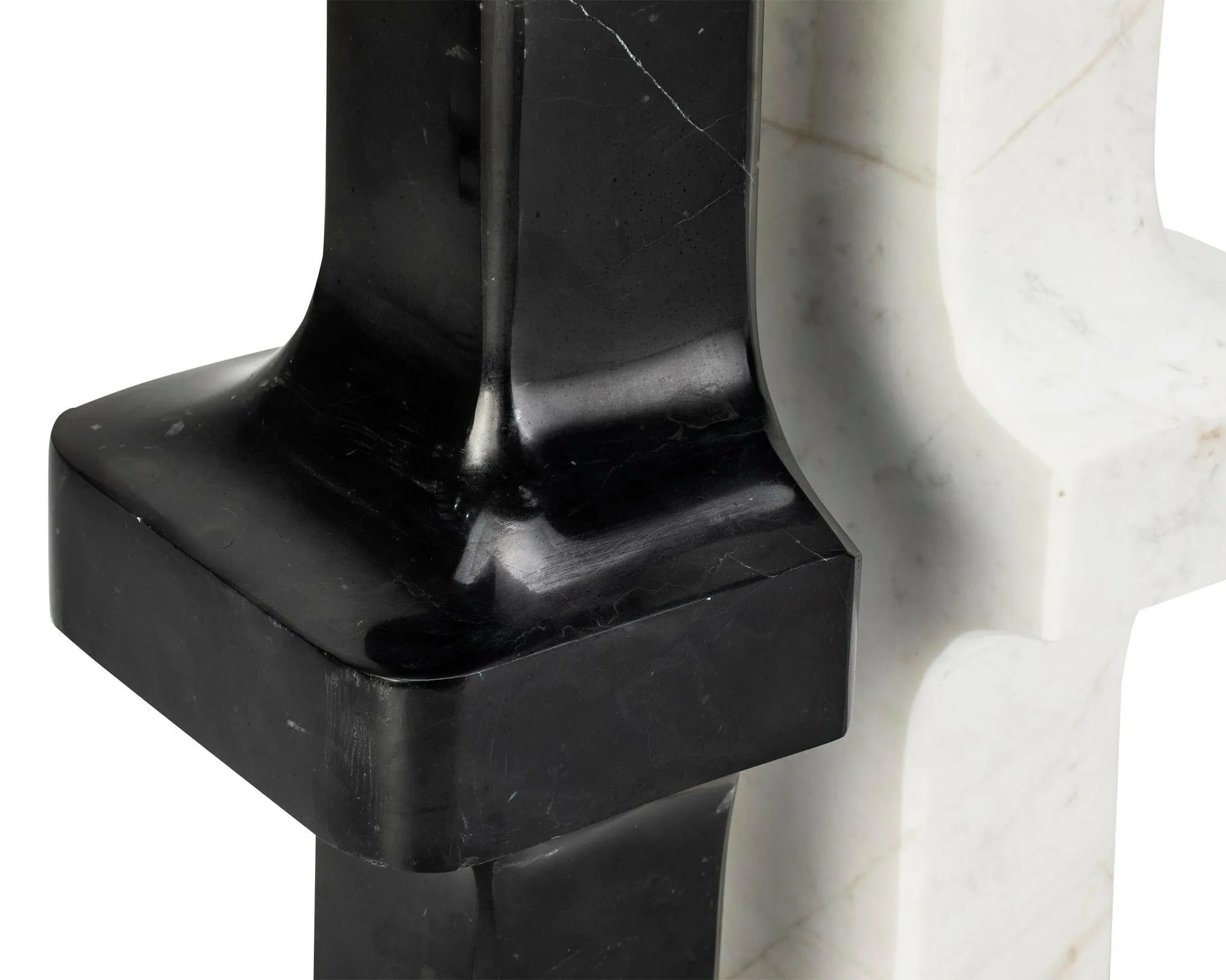 Adler Black Vase