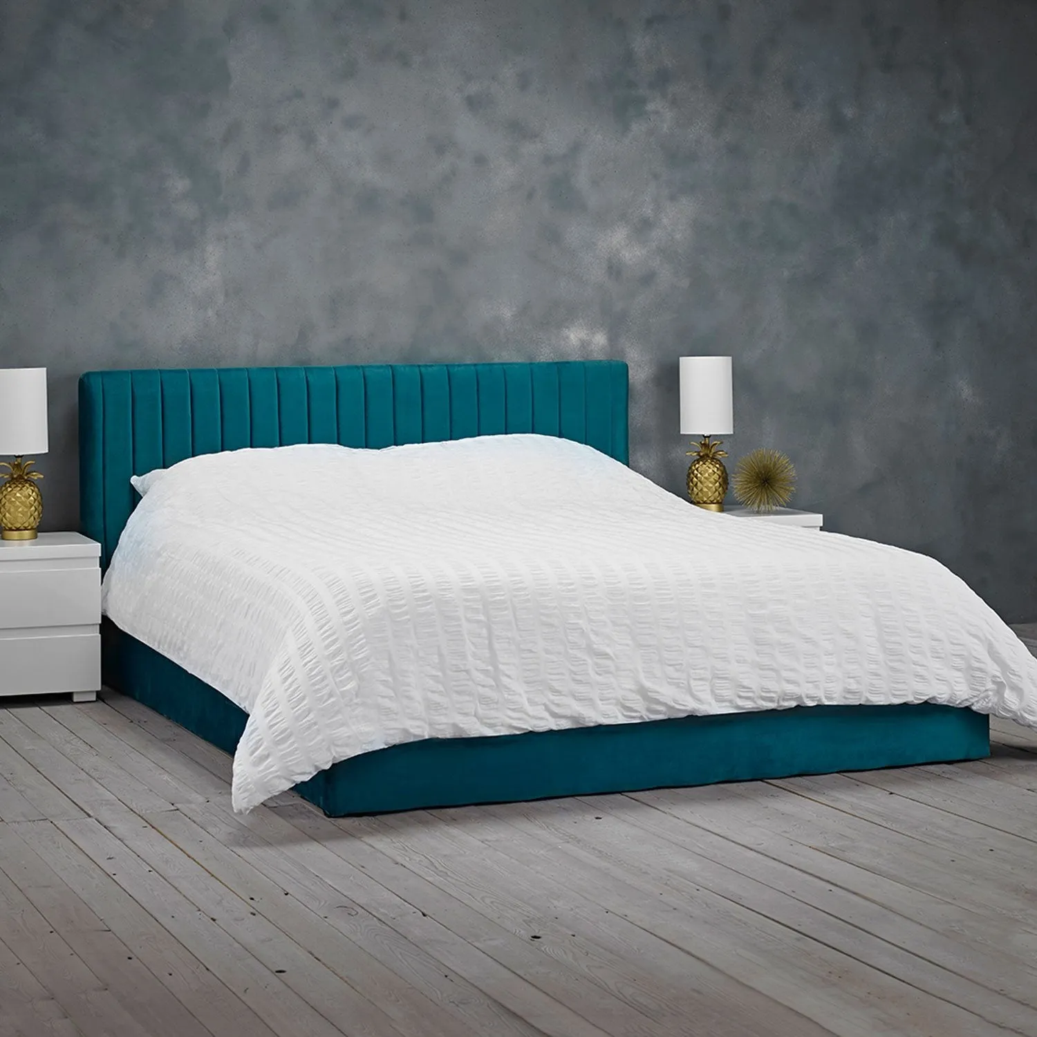 Berlin Velvet Ottoman Double Bed