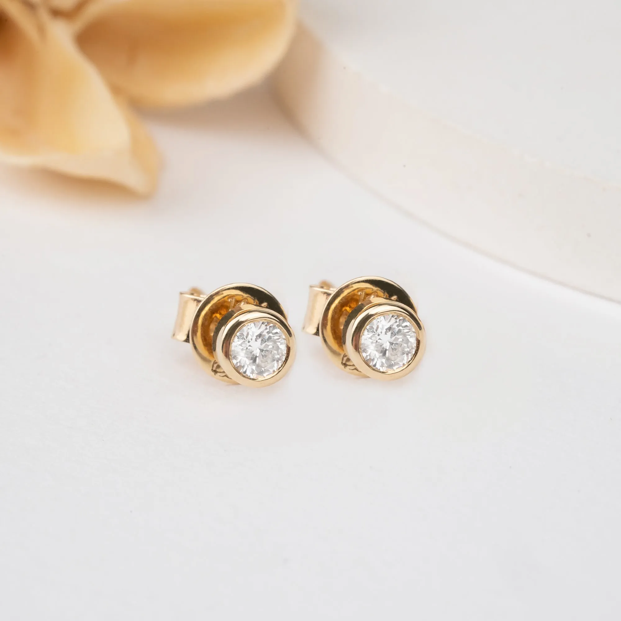 Diamond Bezel Studs - 2.3 mm, Susie