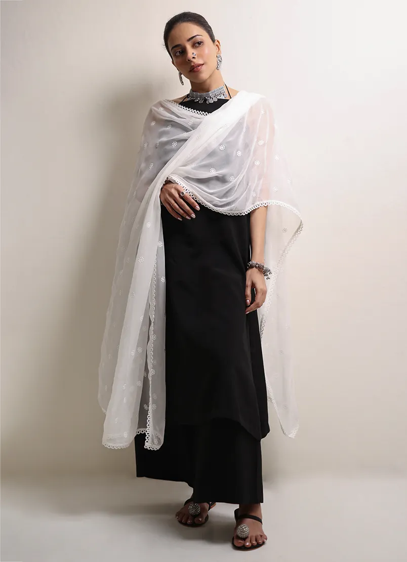 Embroidered Dupatta w Lace