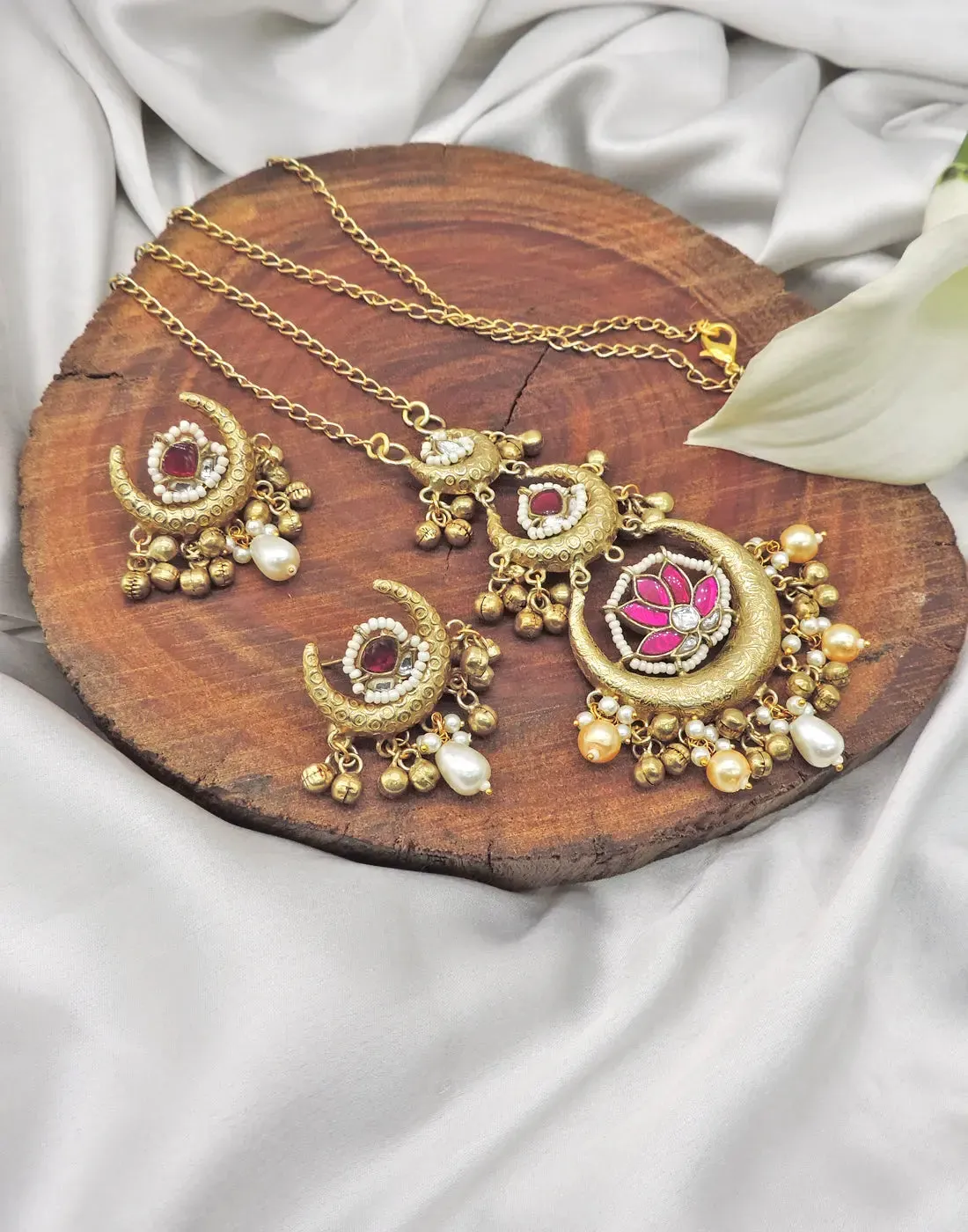 Emily Necklace