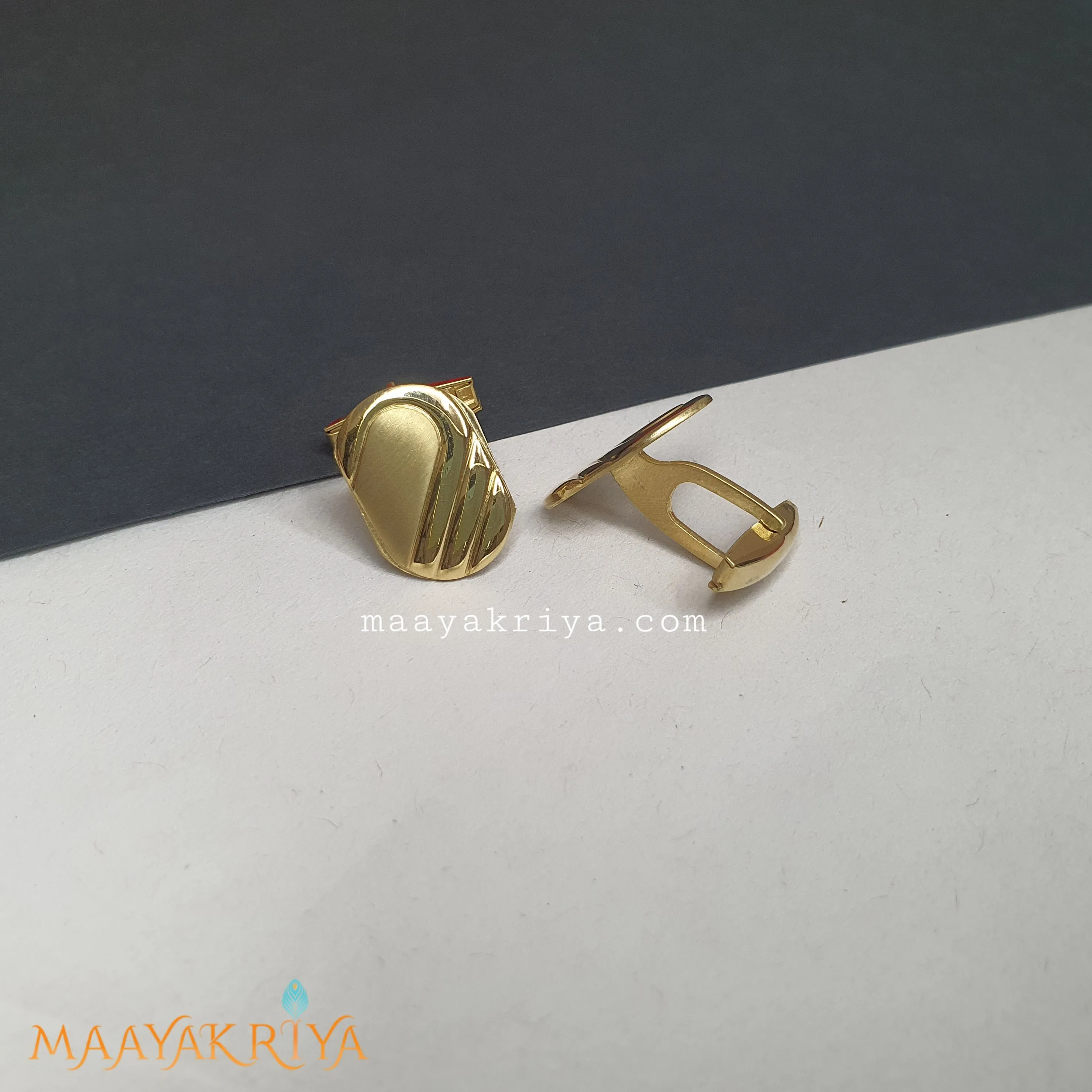 Gold Oval Cufflinks
