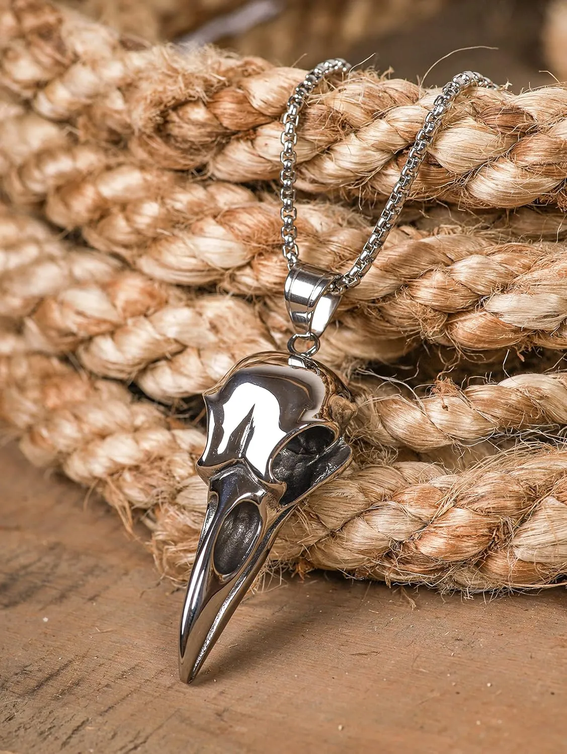 HAQUIL Stainless Steel Raven Skull Pendant Necklace, Box Chain, Gothic Punk Biker Raven Jewelry Gift for Men and Women