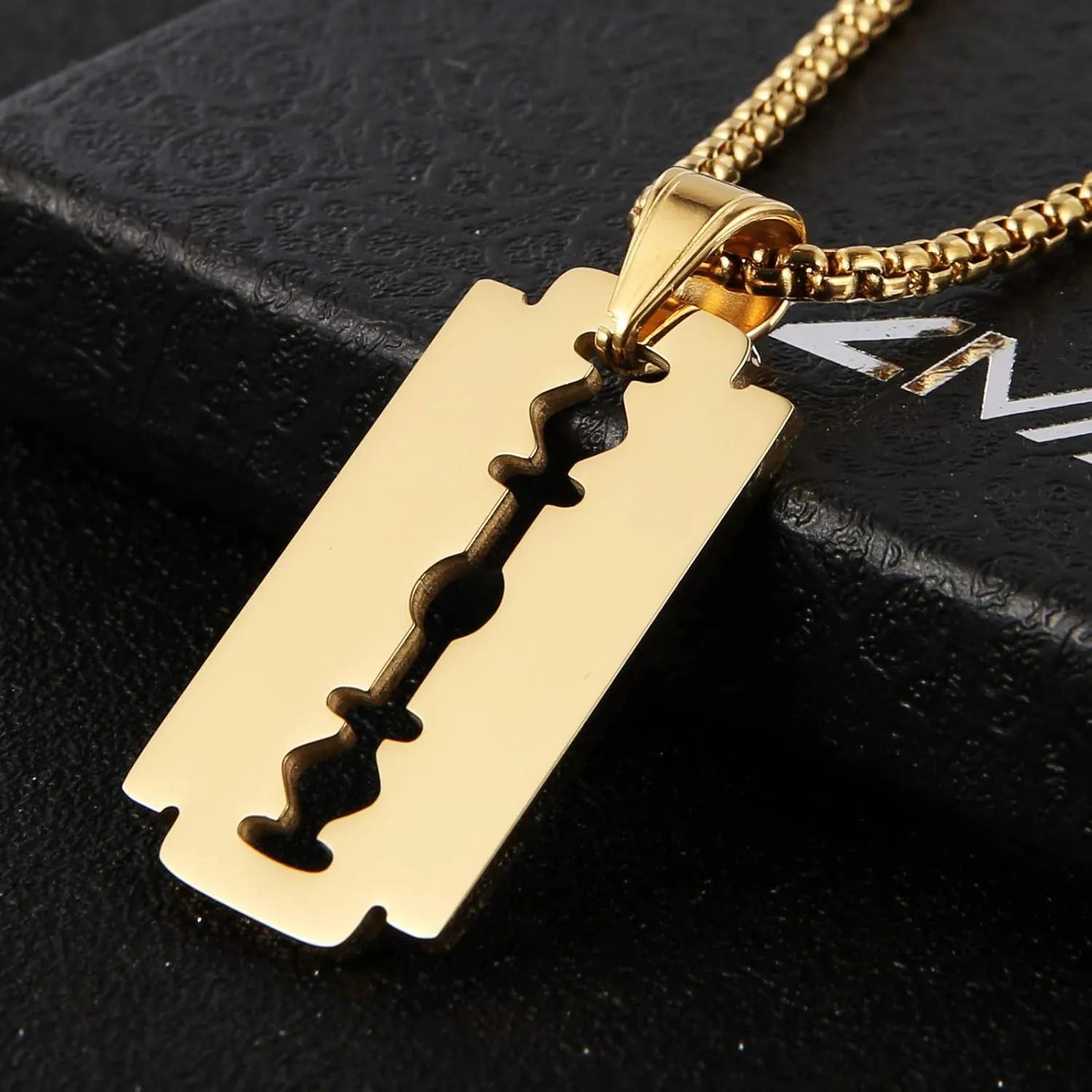 HZMAN Mens Stainless Steel Razor Blade Model Dog Tag Pendant Hip Hop Necklace,22 2" Chain