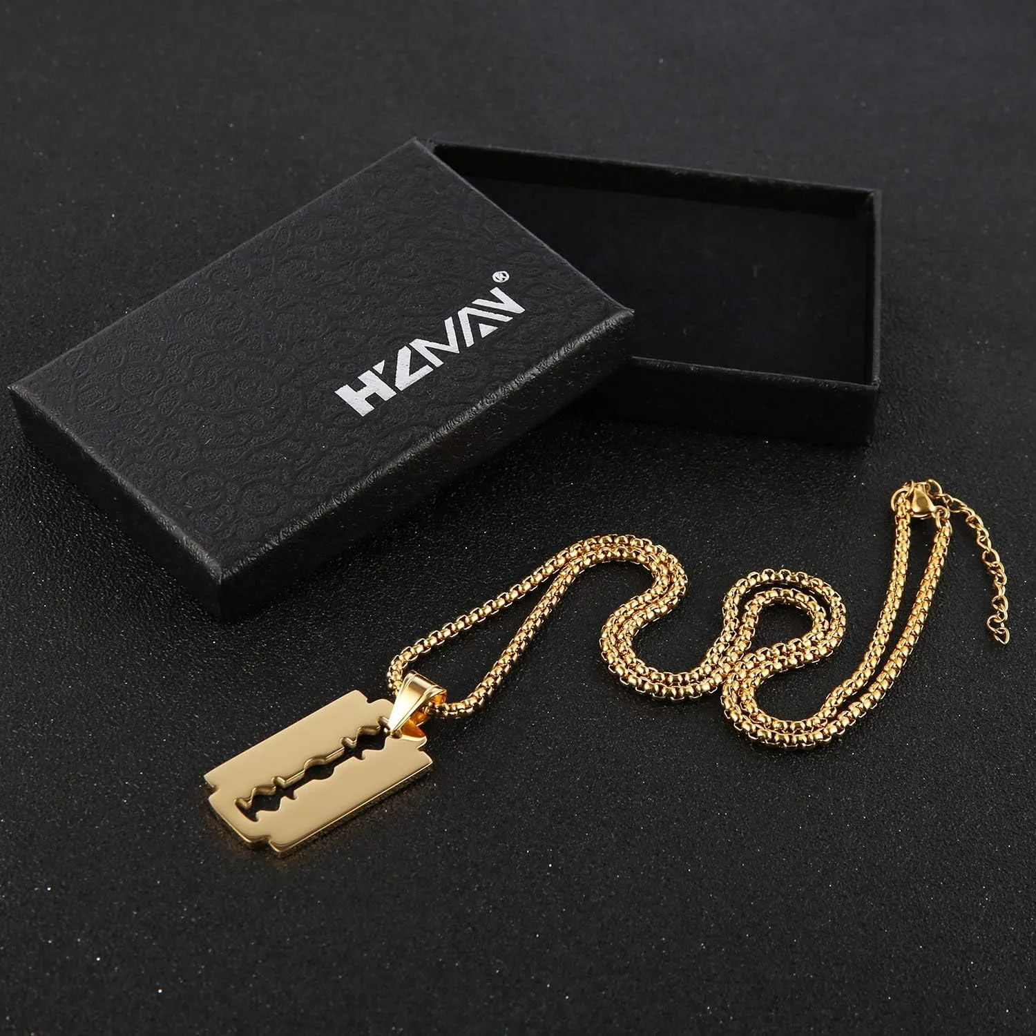 HZMAN Mens Stainless Steel Razor Blade Model Dog Tag Pendant Hip Hop Necklace,22 2" Chain