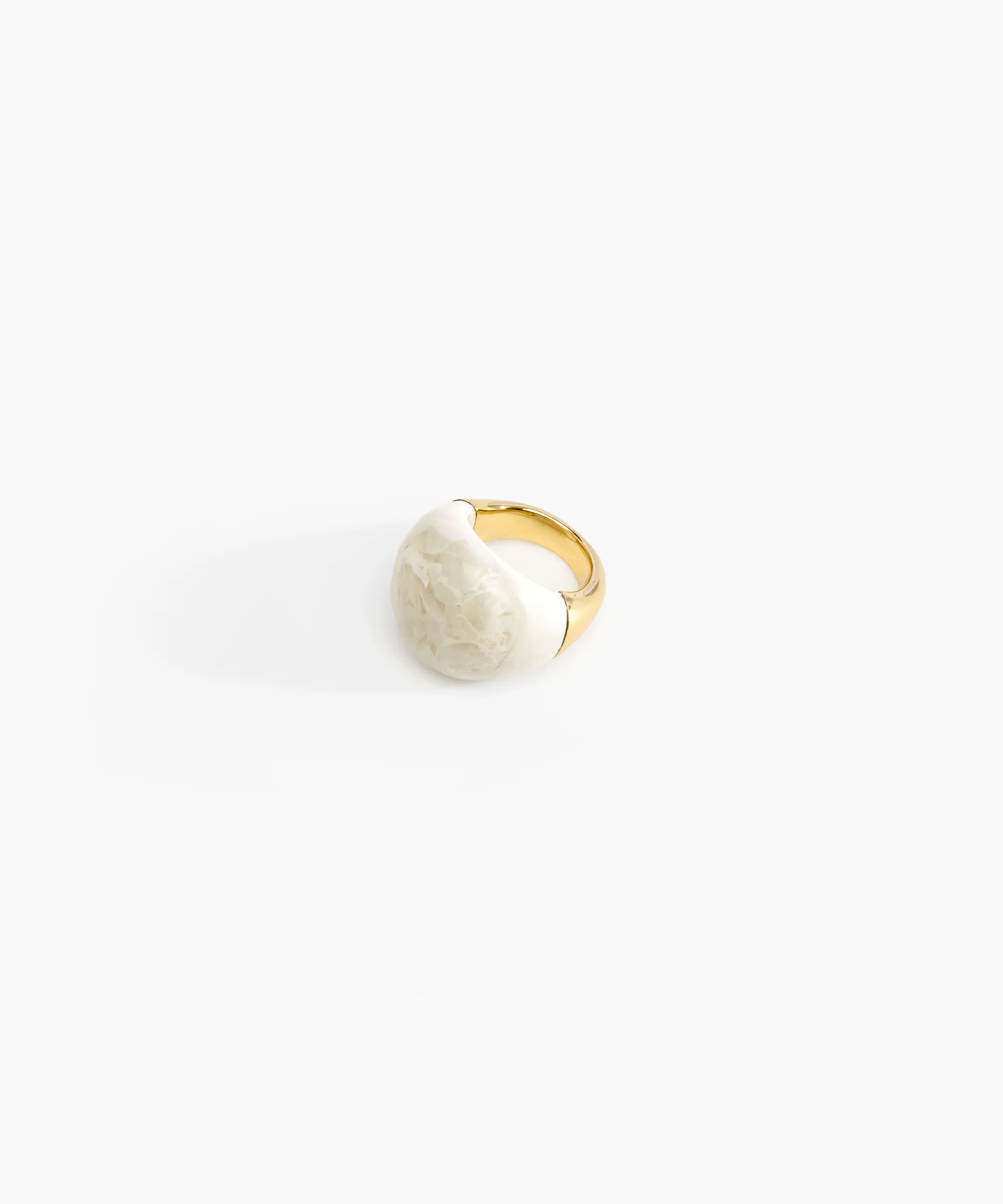 Large Horn Ring