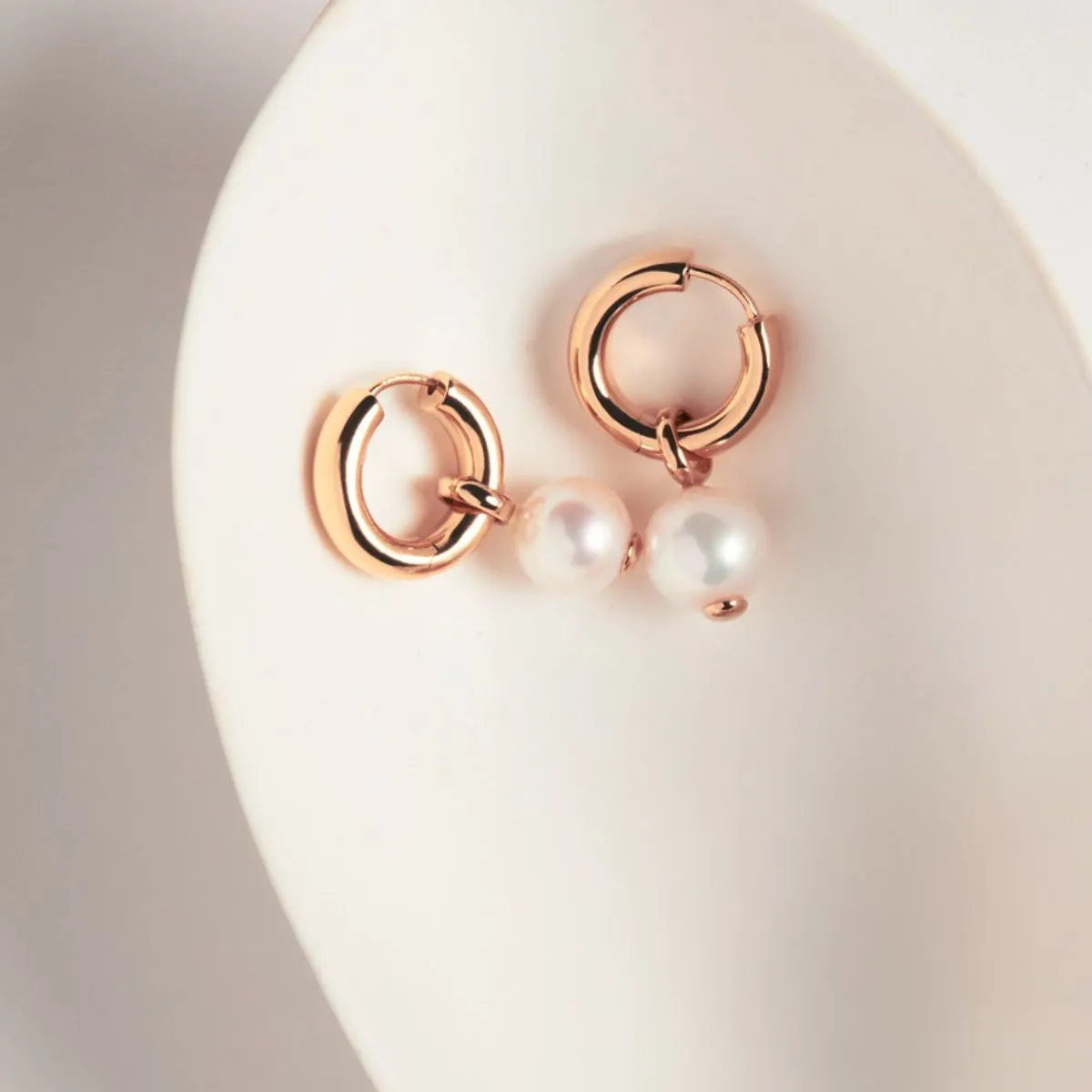 Ms Perla Earring