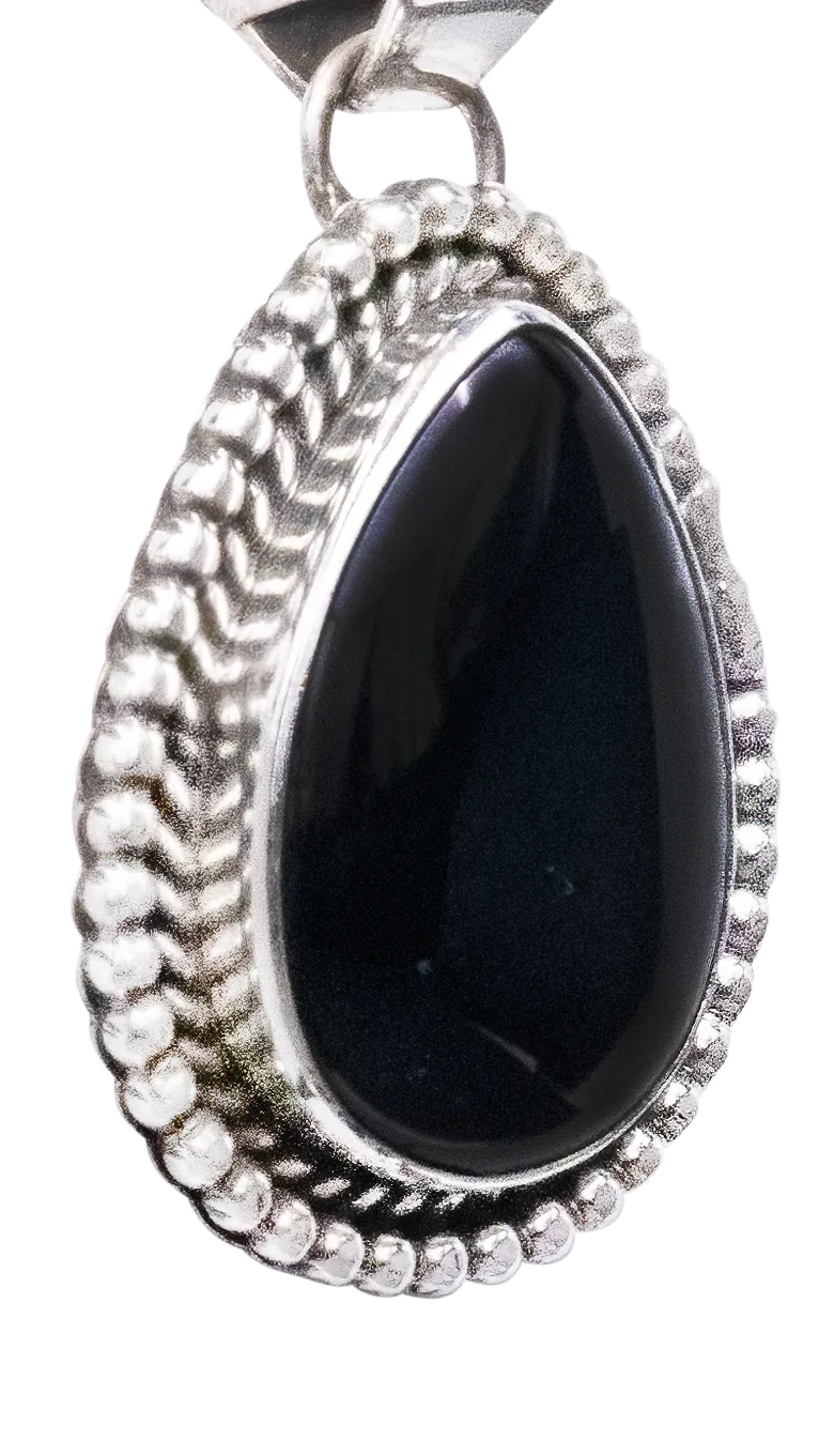 Onyx Pendant | Linda Yazzie