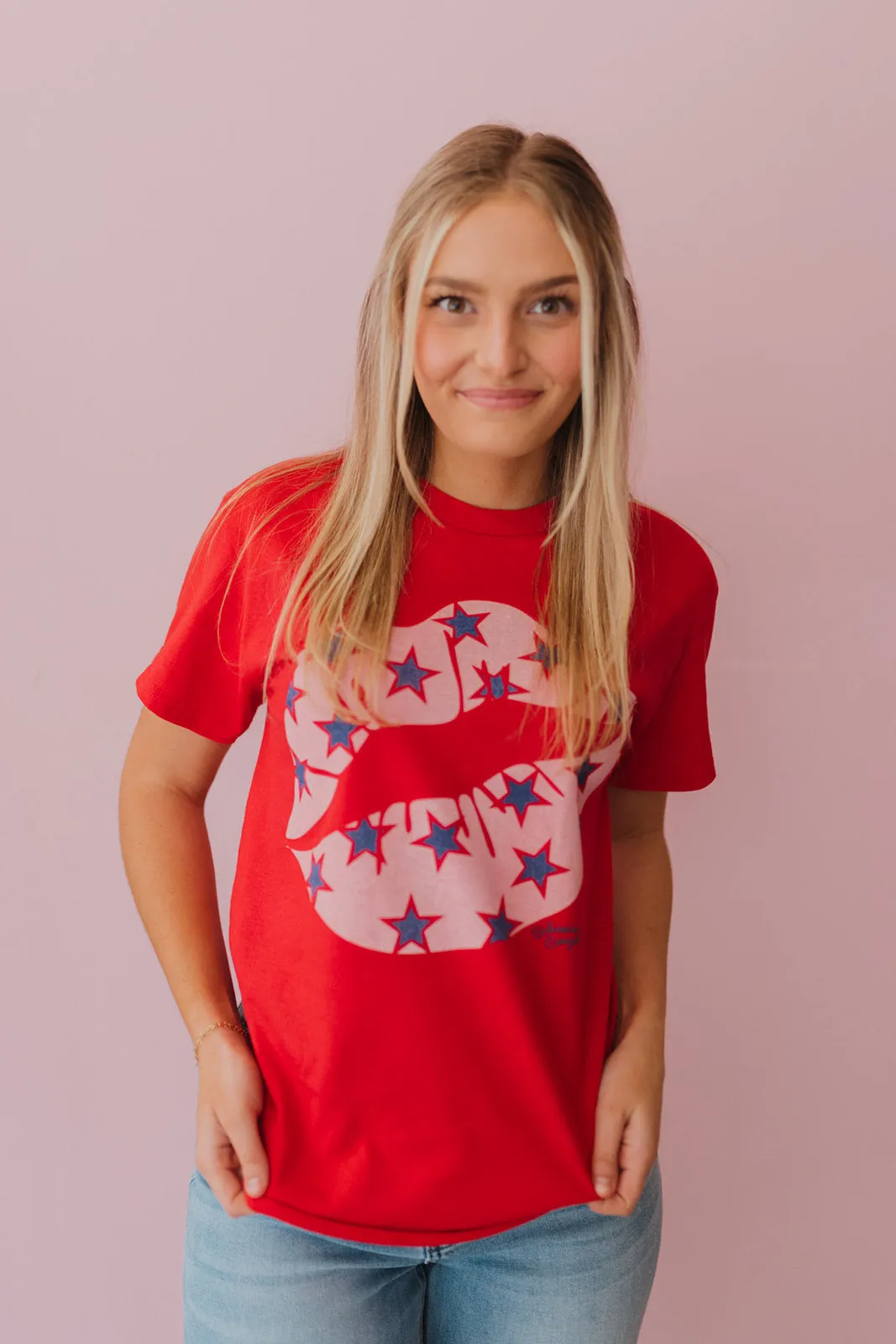 Red Star Lips Cropped Graphic Tee