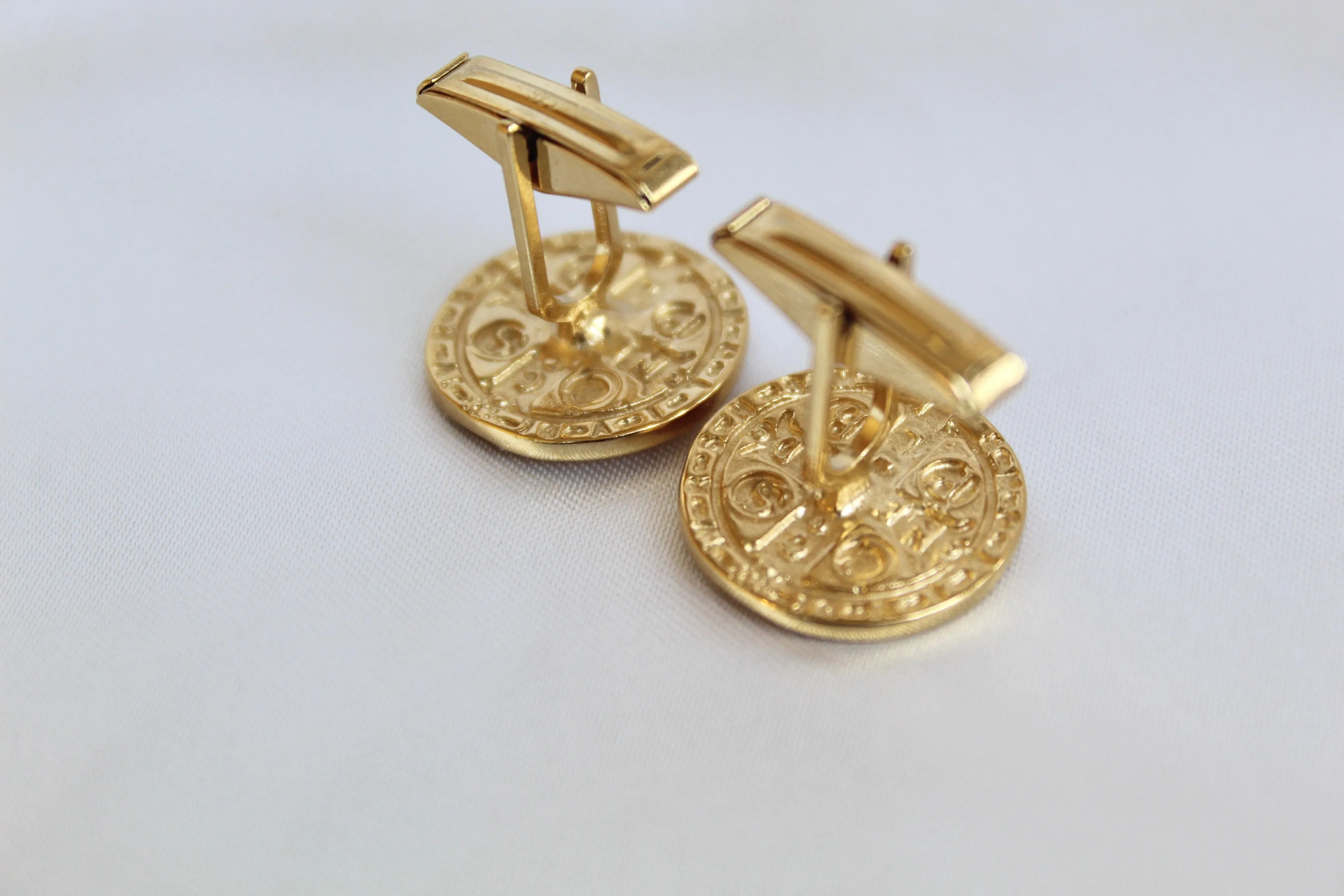 St. Benedict Cufflinks in Gold Vermeil
