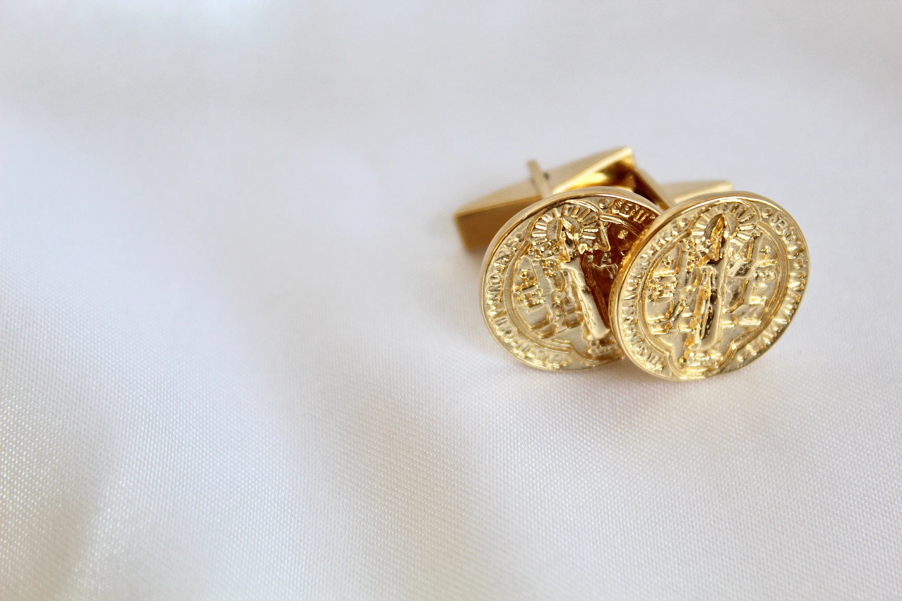 St. Benedict Cufflinks in Gold Vermeil