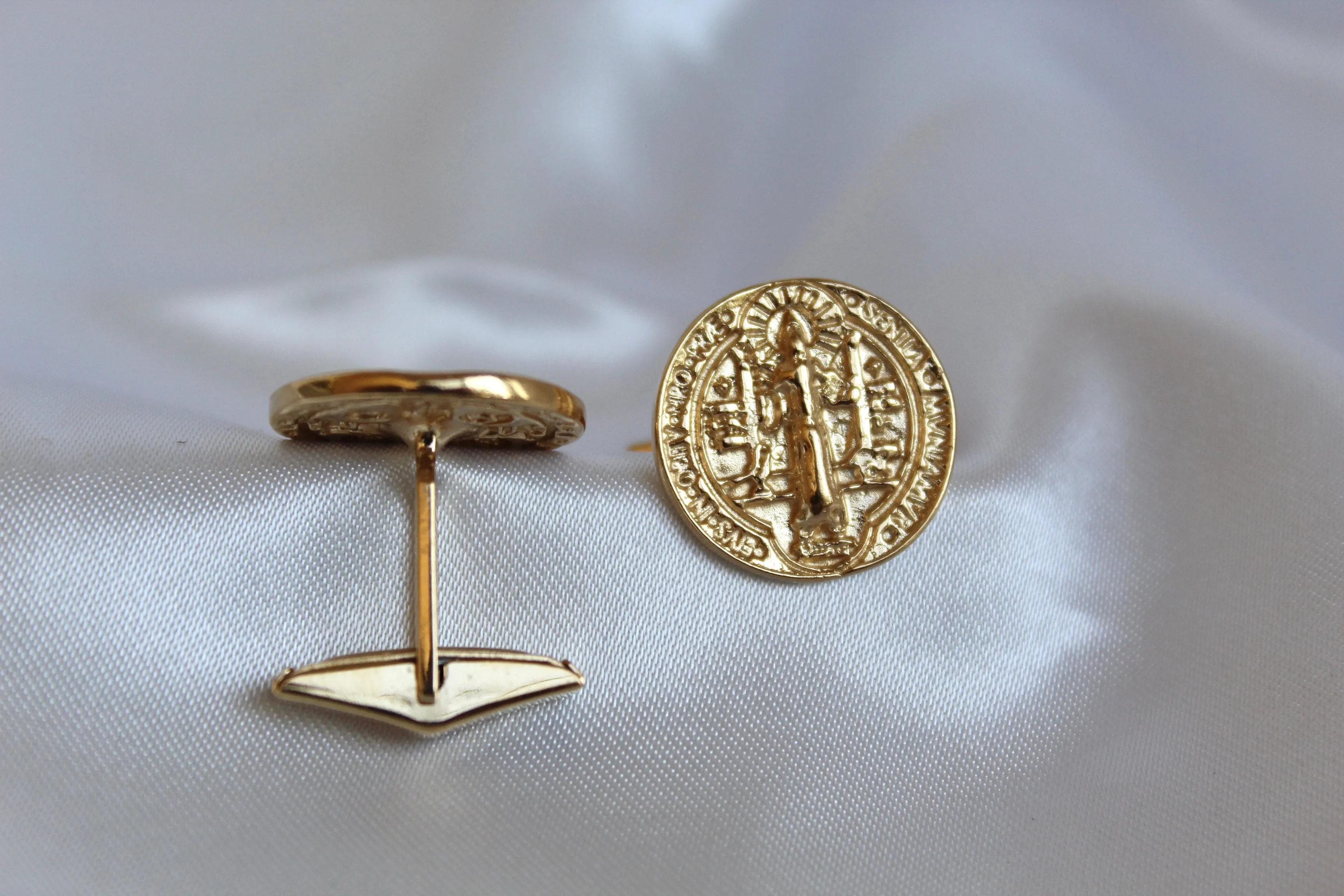 St. Benedict Cufflinks in Gold Vermeil
