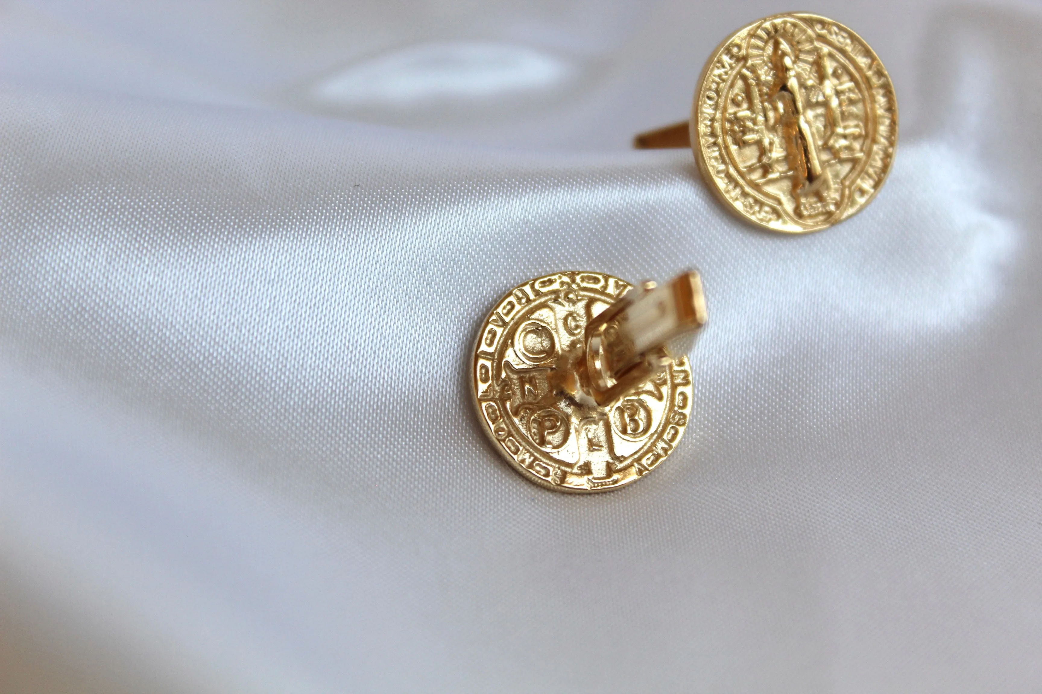 St. Benedict Cufflinks in Gold Vermeil