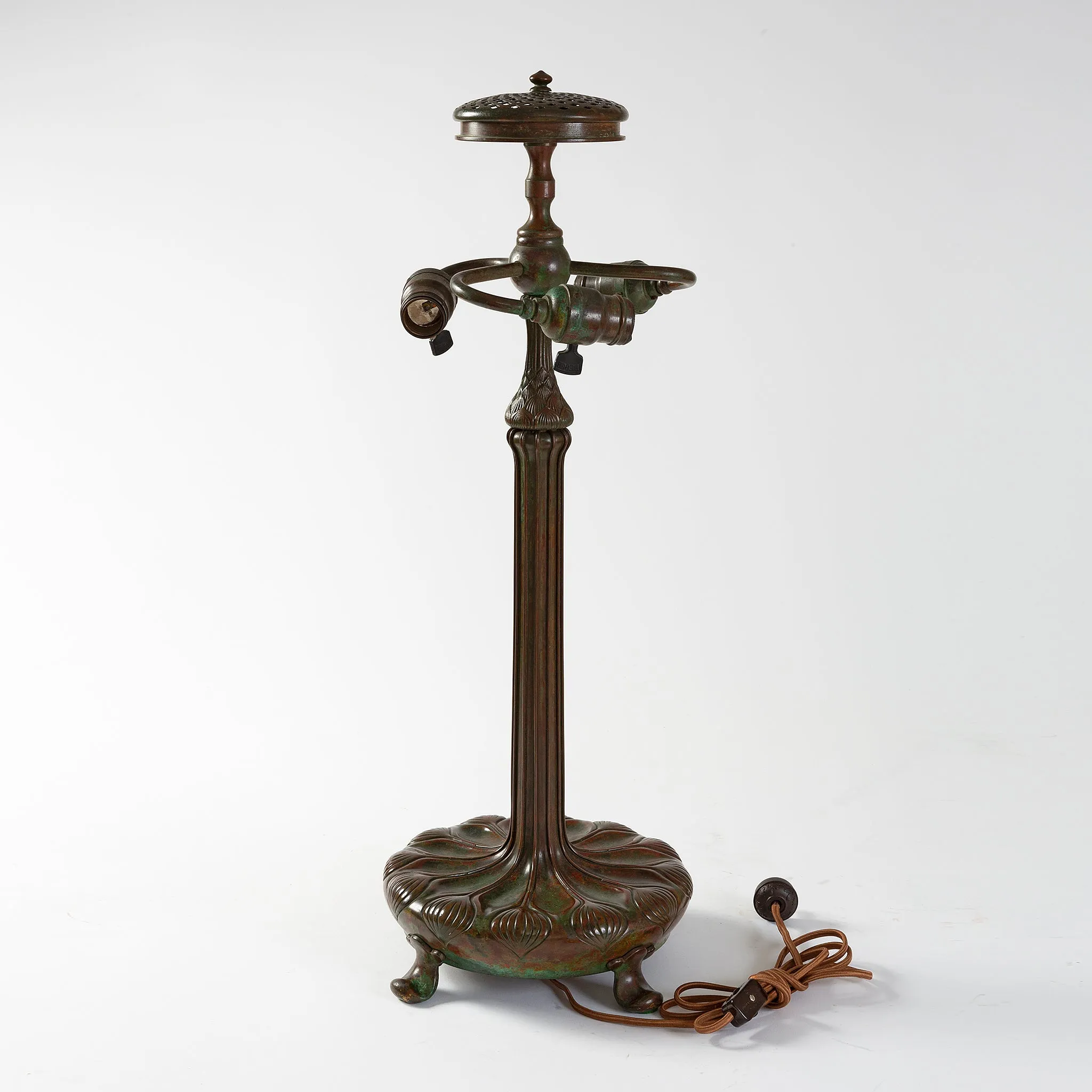 Tiffany Studios New York Pair of "Oriental Poppy" Table Lamps