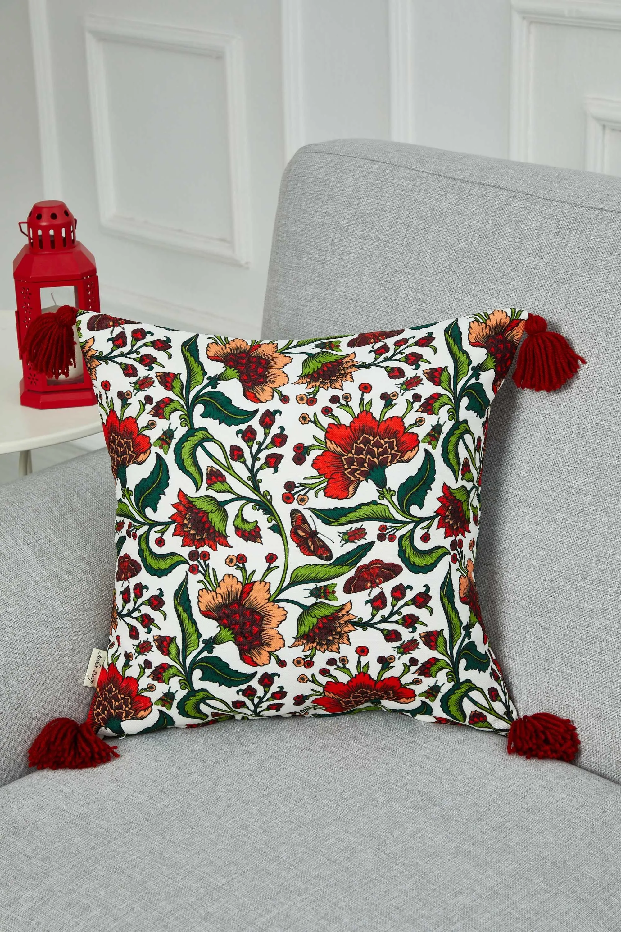 Traditional Floral Print Pillow Cover with Beautifuk Tassels, Flowers Cushion Cover for Elegant Home Decors, 18x18 Botanical Pillow,K-364