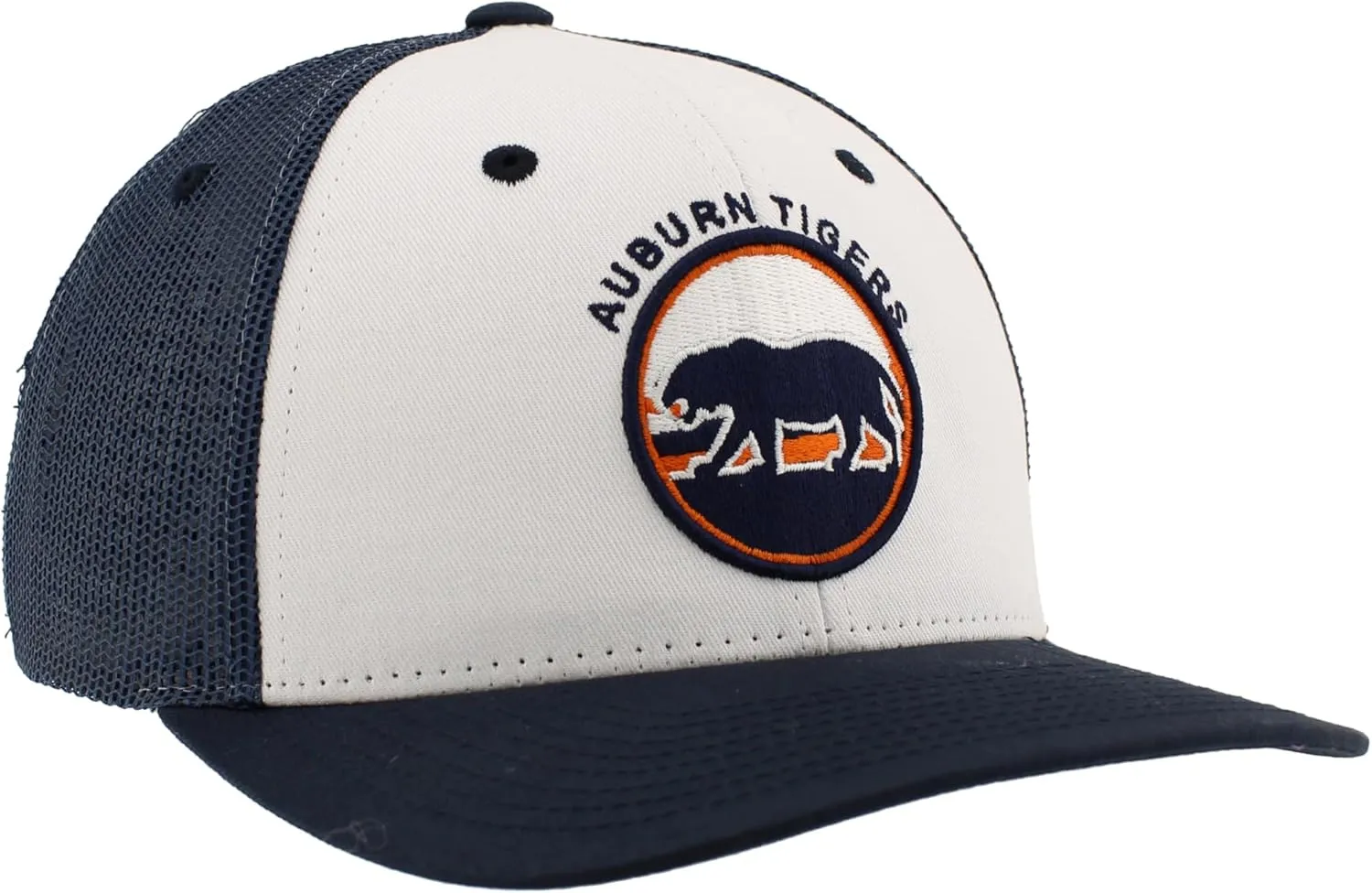 ZHATS NCAA Officially Licensed Trucker Hat Dakota Fan Focus